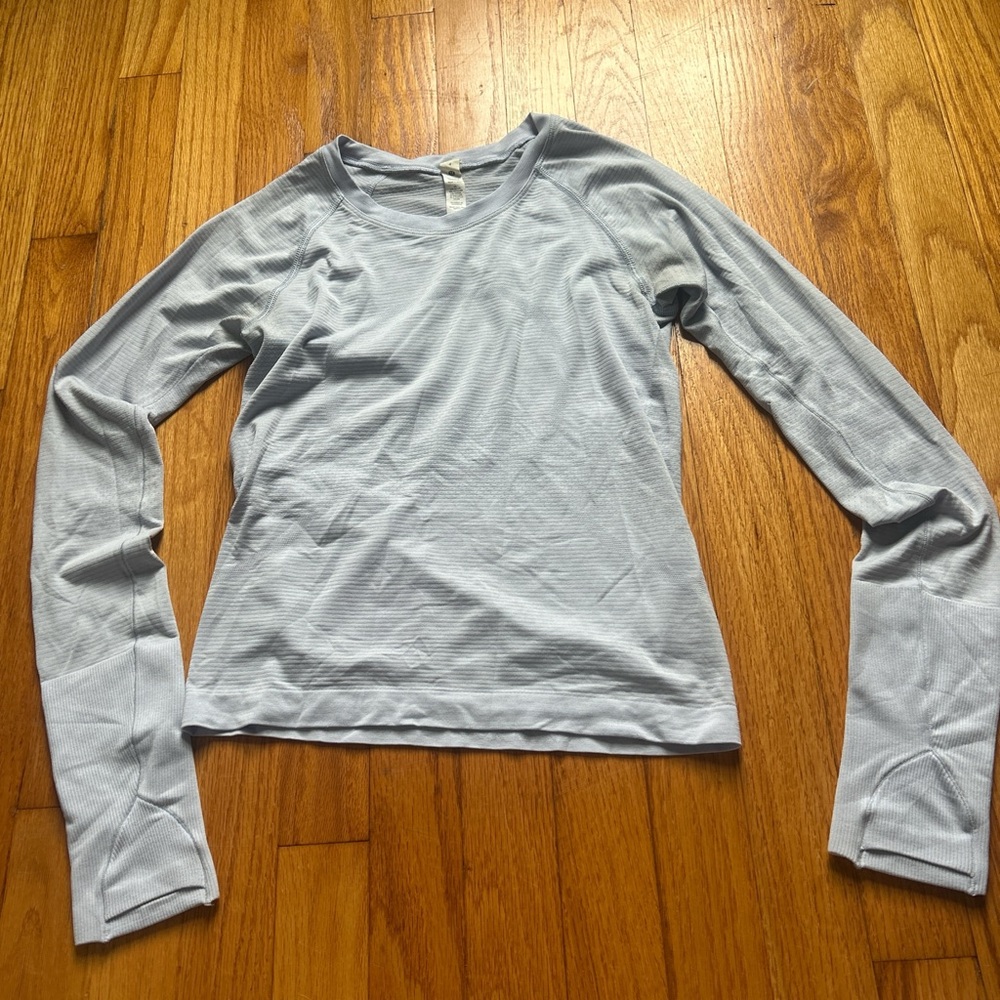 Lululemon Athletica light blue race length swiftly tech